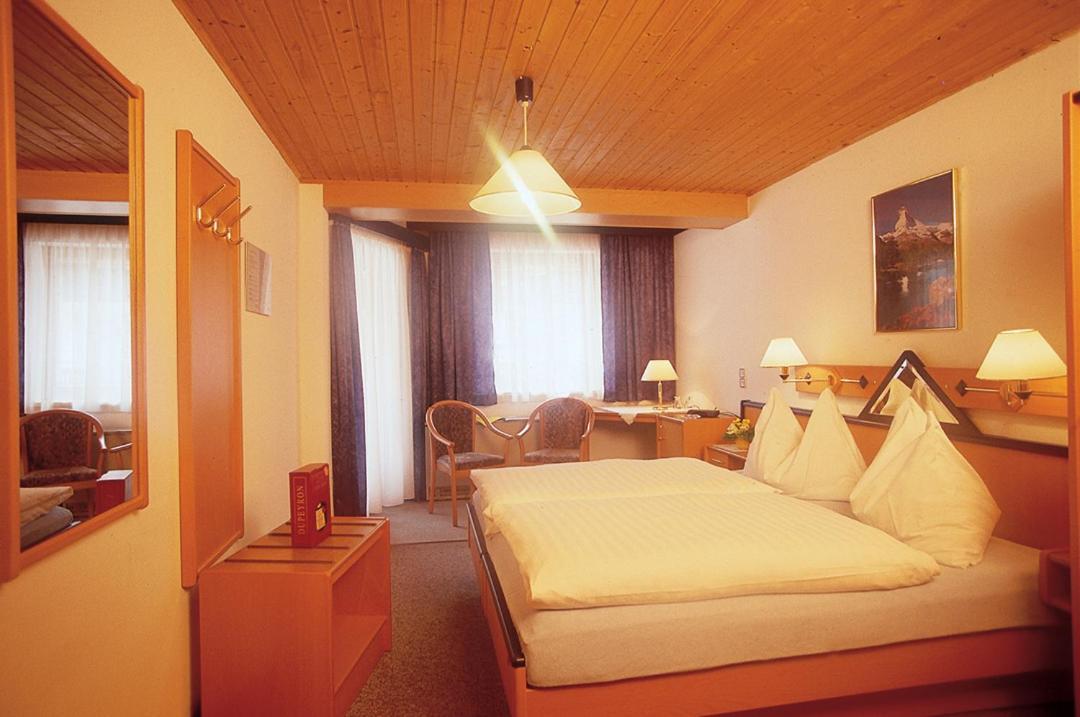 Fusch an der Grossglocknerstrasse Hotel Unterkraemerhof מראה חיצוני תמונה